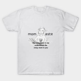 Momaste T-Shirt